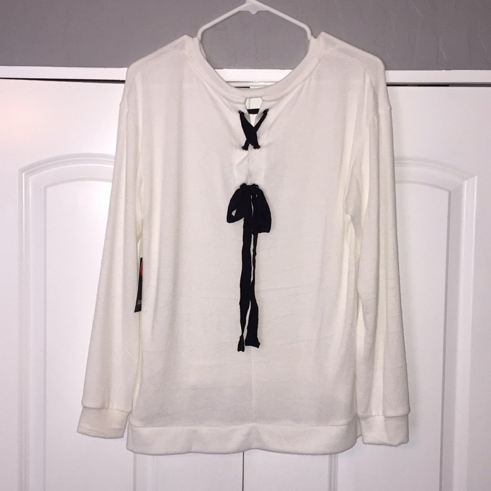 Sweater - Picture 2 of 3